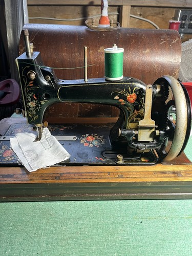 Perfex sewing machine - sewing,