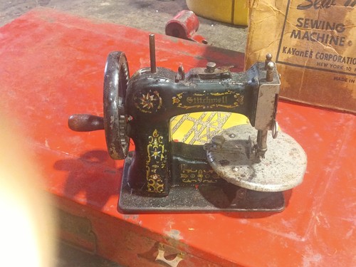 1909 sewing machine - 1909,