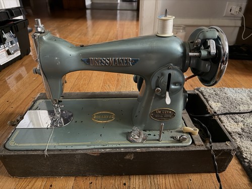 Deluxe sewing machine - sewing,