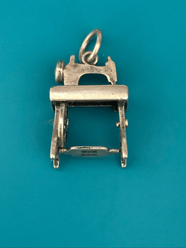 925 vintage sewing machine - vintage,